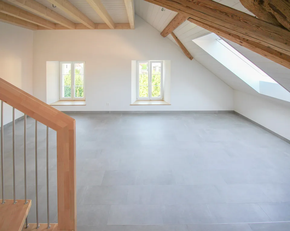 Appartamento duplex di 2,5 locali, completamente ristrutturato nel centro di Fleurier