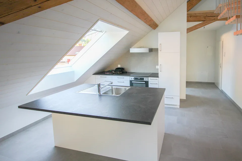 Appartamento duplex di 2,5 locali, completamente ristrutturato nel centro di Fleurier