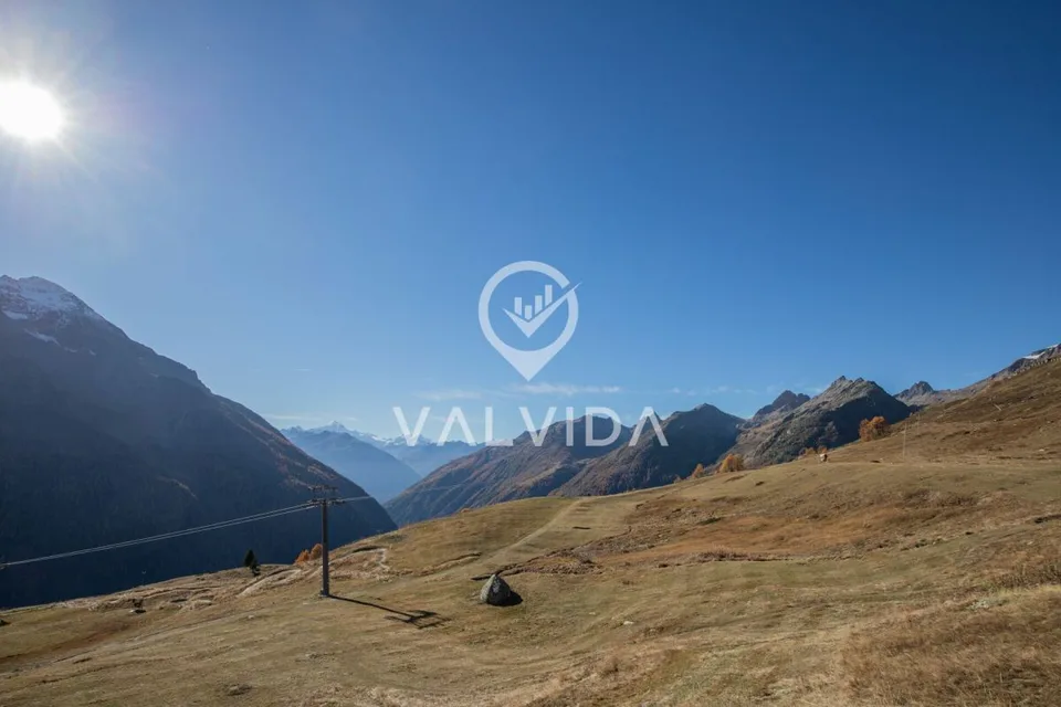Unique plot of land on the Lauchernalp: Your chance for an unparalleled project