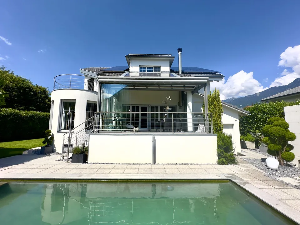 Exklusives Premium-EFH mit Pool & Gartenparadies - auch als 2. Wohnsit