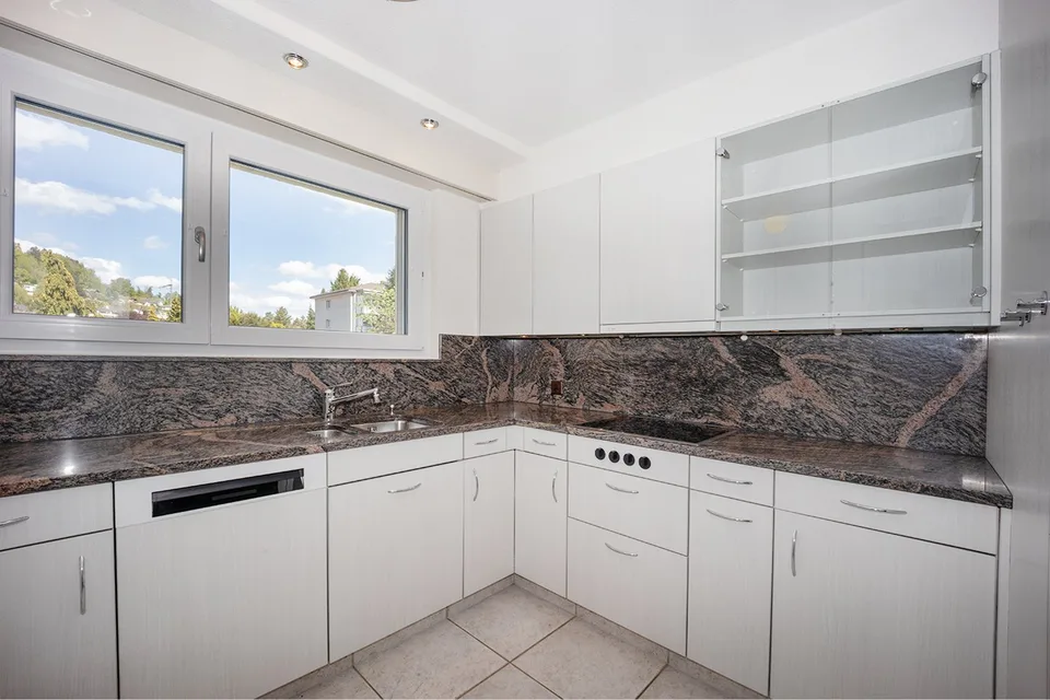 VENDU - Appartement en propriété attractif de 4,5 pièces dans un quartier résidentiel préféré – photo 10 sur 17