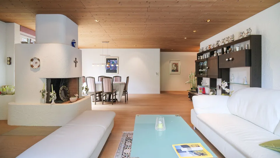 Proprietà di 11 locali con 2 appartamenti e potenziale di costruzione a Wassen (UR) – foto 6 di 11