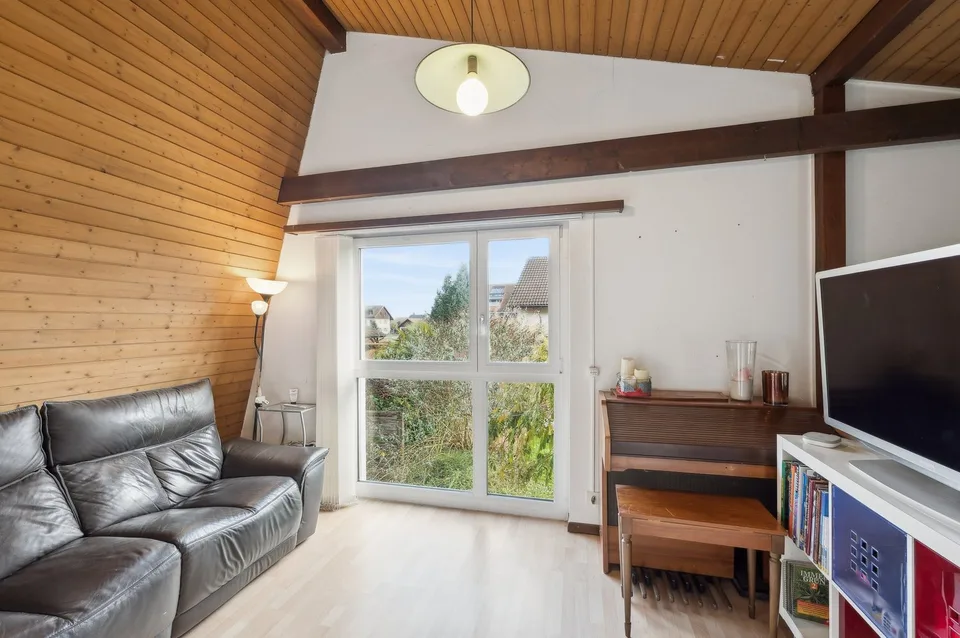 Ein Zuhause mit Charme und grossem Garten