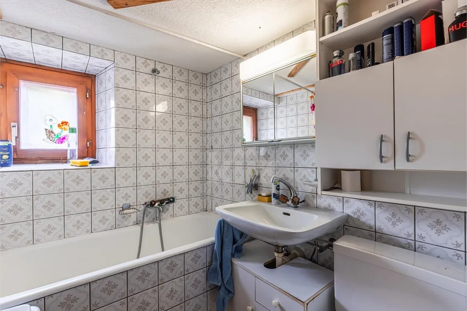 À rénover ! Maison villageoise avec grange attenante – photo 6 sur 13