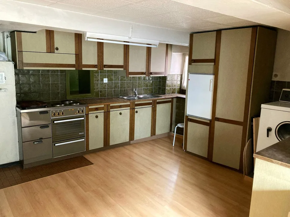 Wohnhaus mit Gewerbefläche und Entwicklungspotenzial in Trun – Foto 16 von 20