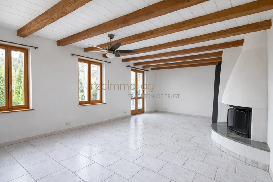 Charmante Doppelhaushälfte mit Fachwerkcharme, Garten & 170 m² Wohnfläche