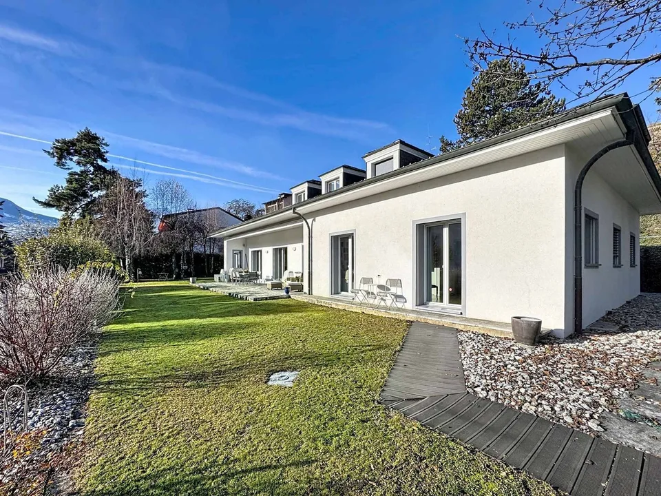 Außergewöhnliches Anwesen mit Panoramablick auf die Schlösser | Ultra-begehrtes Viertel