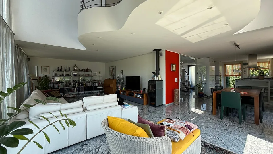 Ampia casa unifamiliare di 10 locali in una zona tranquilla a Glattfelden – foto 7 di 19