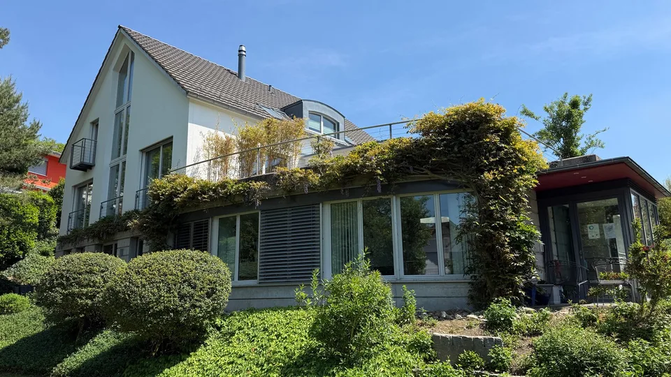 Grosszügiges 10-Zimmer-Einfamilienhaus in ruhiger Lage in Glattfelden
