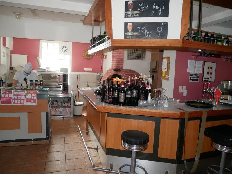 Casa multifamiliare con grande potenziale! Permesso di costruire disponibile! – foto 13 di 17