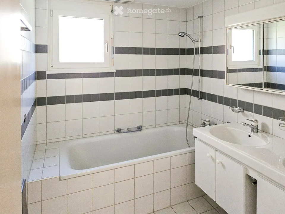 Helle 3½-Zimmer Wohnung direkt am Walensee