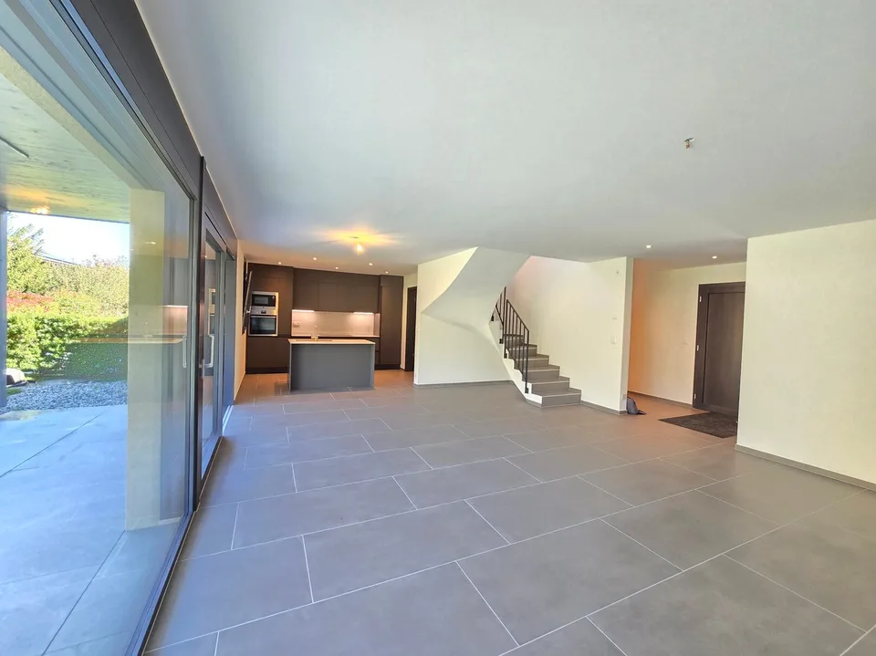Casa a schiera nuova / 199 m2 e 847 m3 / Martigny / riferimento 10242565