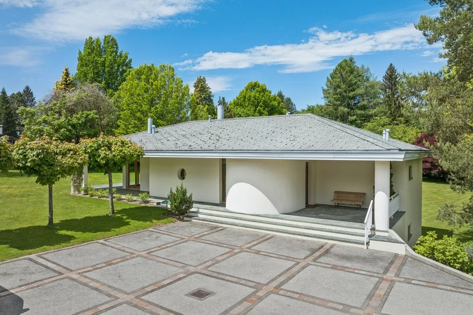 Villa au Golf - Réserve à bâtir importante