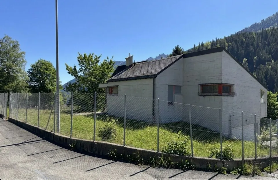 6-Zimmer-Einfamilienhaus mit Bergsicht in Airolo kaufen