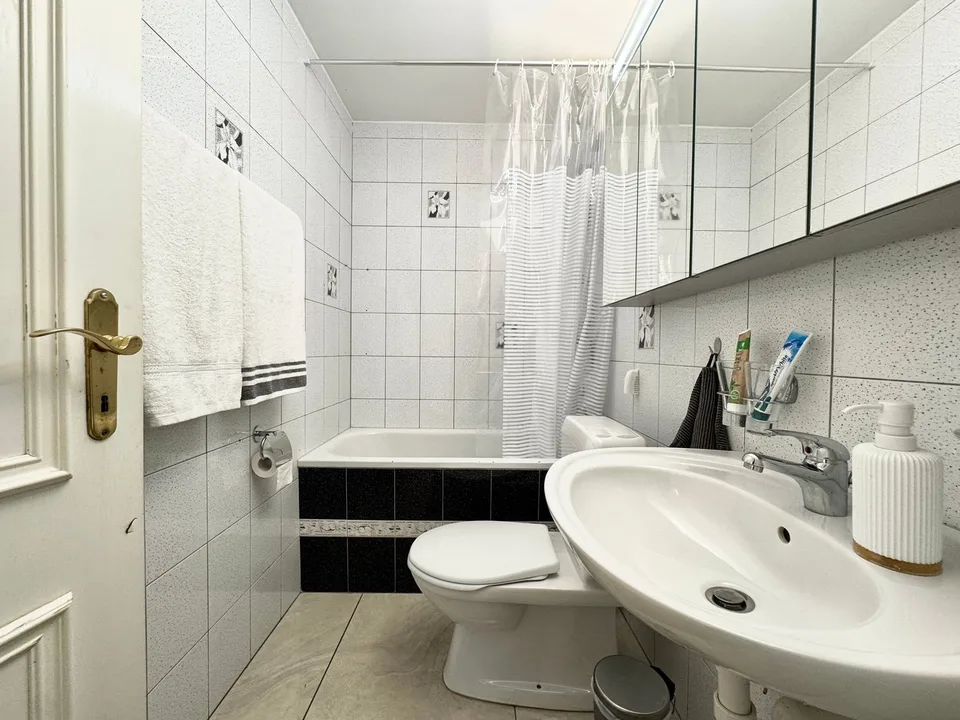 EINZIGARTIGE LAGE MIT POOL & AAREZUGANG – Foto 7 von 13