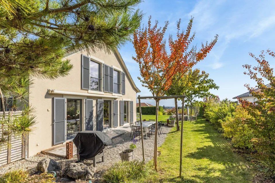 Villa individuelle avec vue panoramique sur le lac Léman