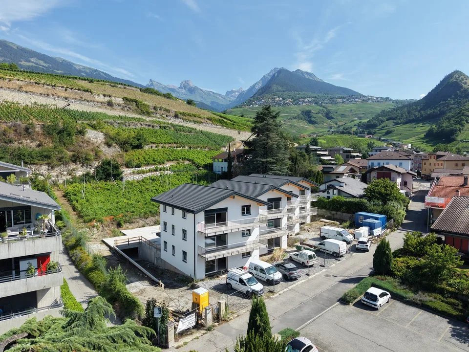 Appartement neuf de 3,5 pièces avec vue panoramique à Conthey