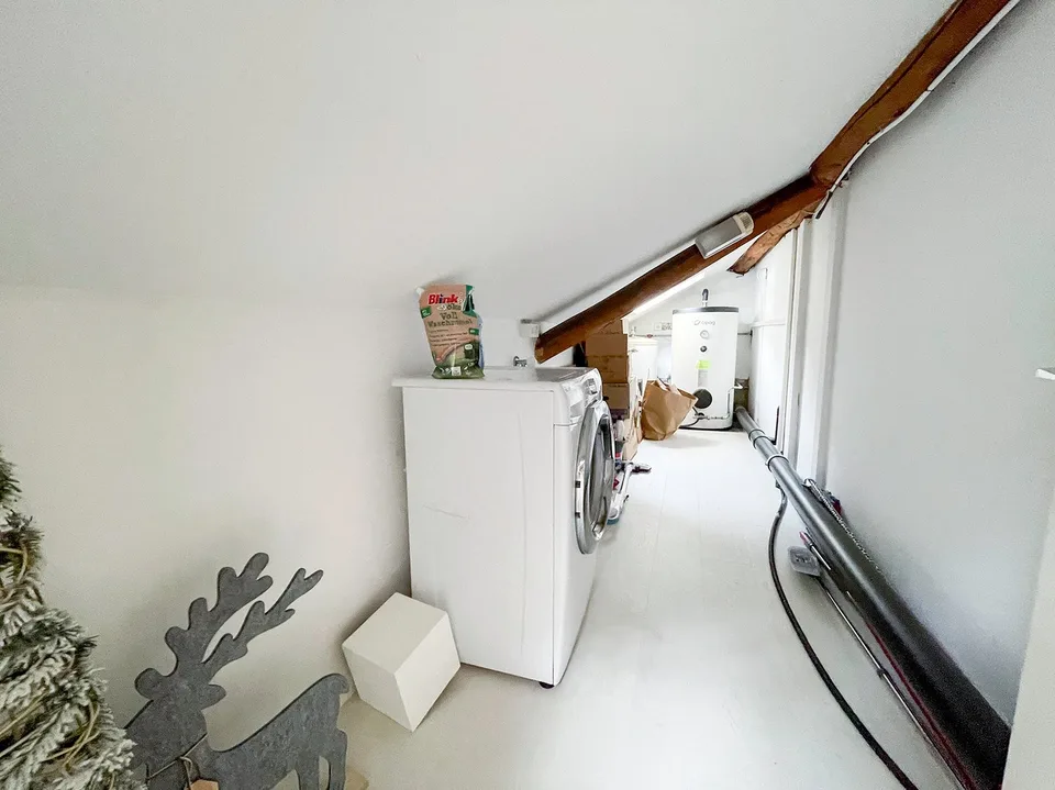 2.5 Mansarde mit atemberaubender Aussicht – foto 13 di 19