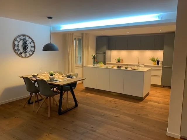 Casa multifamiliare intrattenuta con 7 appartamenti