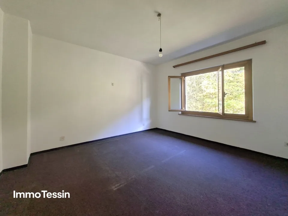 SELTENHEIT: Haus auf der Insel in Giornico, dem als schönstes Dorf in der Schweiz ausgezeichneten Dorf – Foto 9 von 13