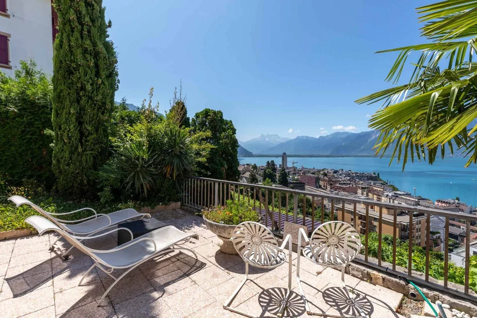 Edificio PPE con 4 unità a Montreux con vista eccezionale