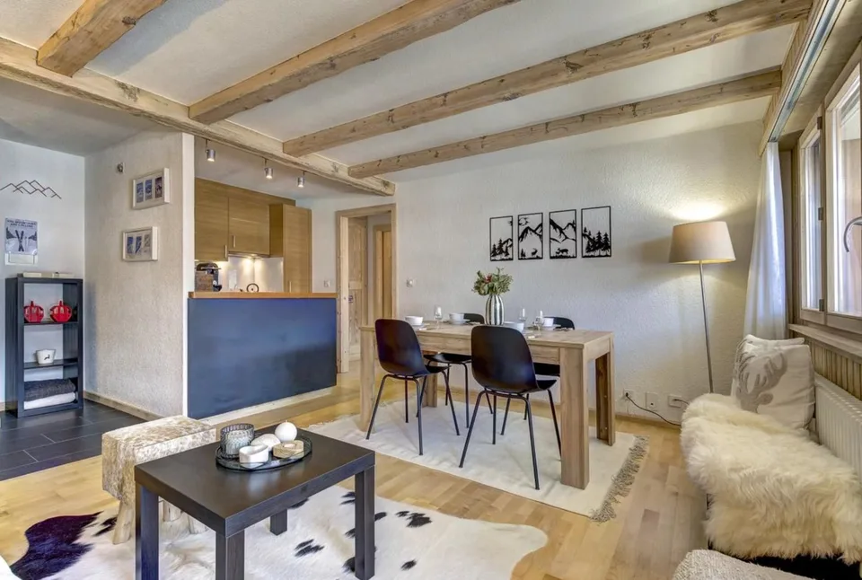 Beautiful renovated 2.5 room apartment with immediate access to the slopes of Verbier