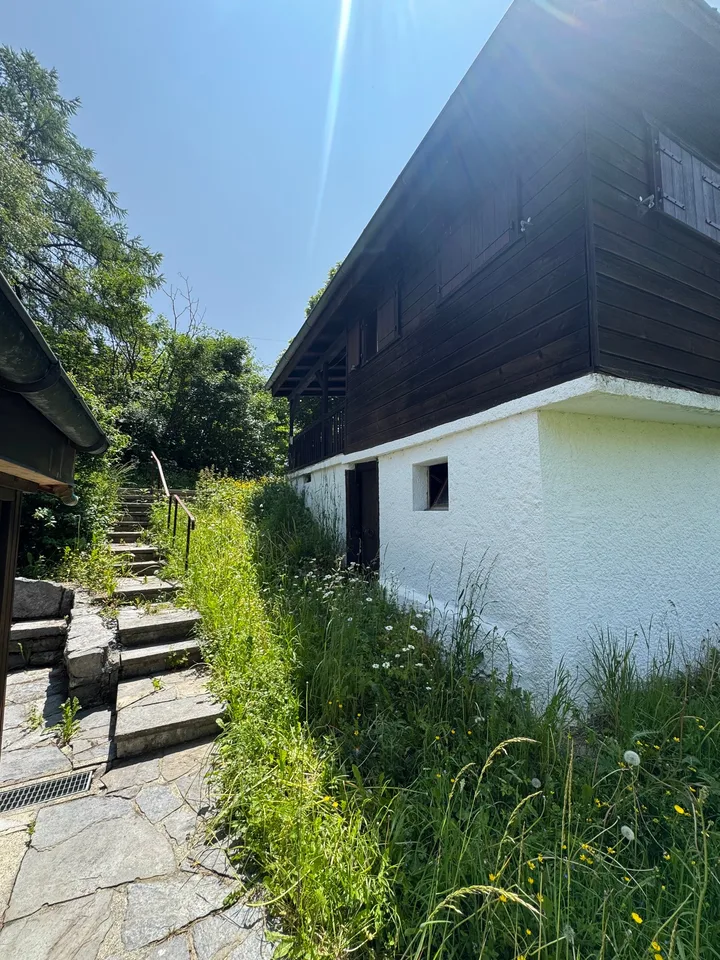 Chalet mit Charme in den Mayens de Chamoson mit Panoramablick auf die Alpen – Foto 6 von 21