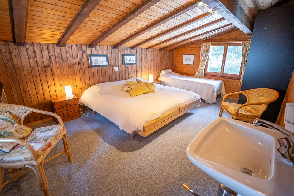 Ruhiges Chalet mit Garten, Bergblick und perfekter Anbindung in Fieschertal – Foto 15 von 24