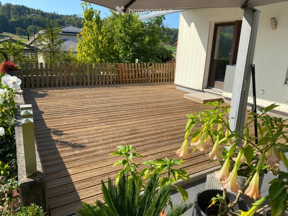 Casa con grande giardino privato e terrazza a Coeuve