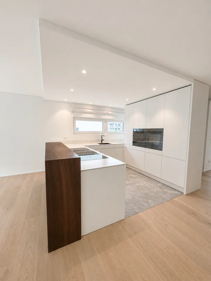 Elegante appartamento di città a Zug in ottima posizione