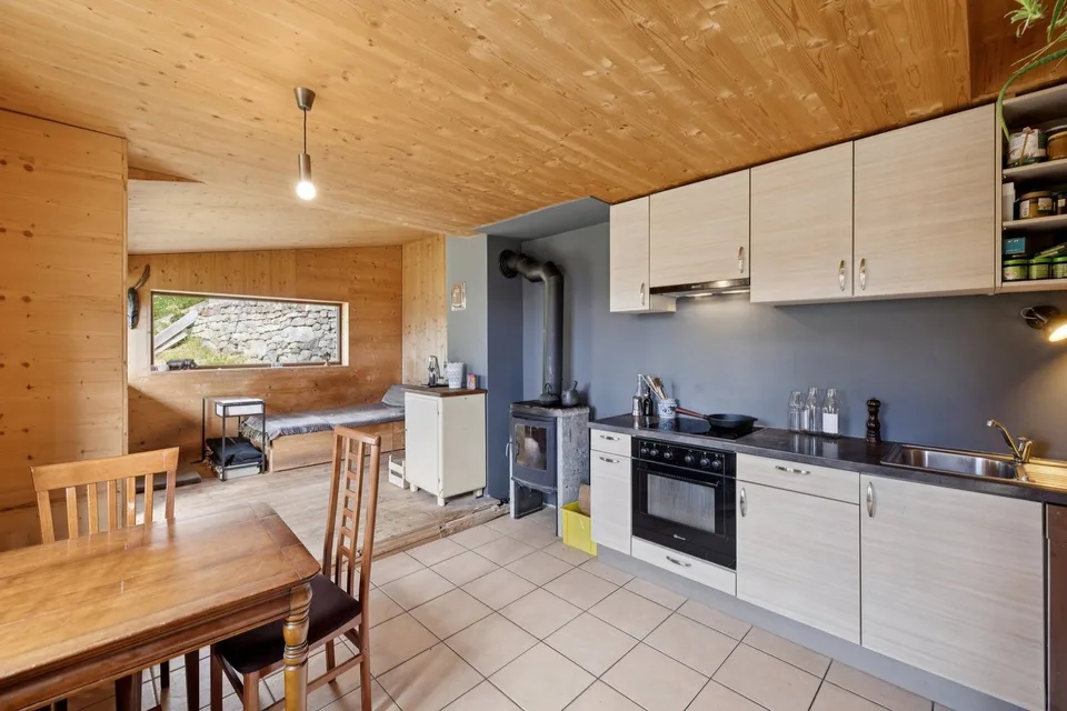 Einzelchalet mit 3,5 Zimmern inmitten der walliser Natur – Foto 7 von 13