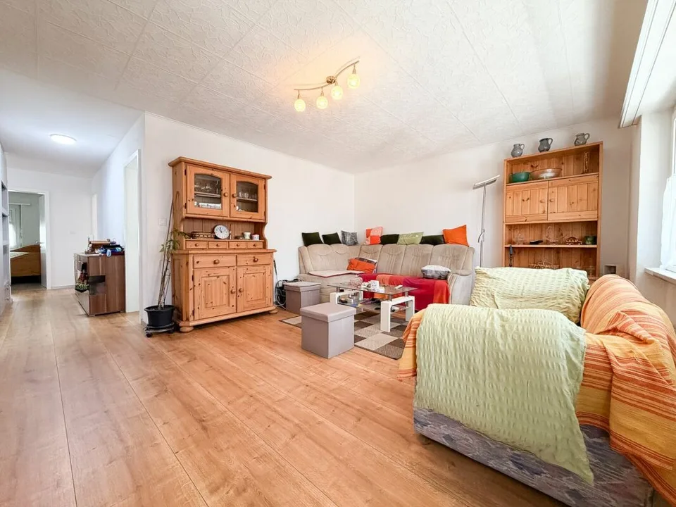 Appartamento di 4,5 locali completamente ristrutturato a Gampel – foto 7 di 18