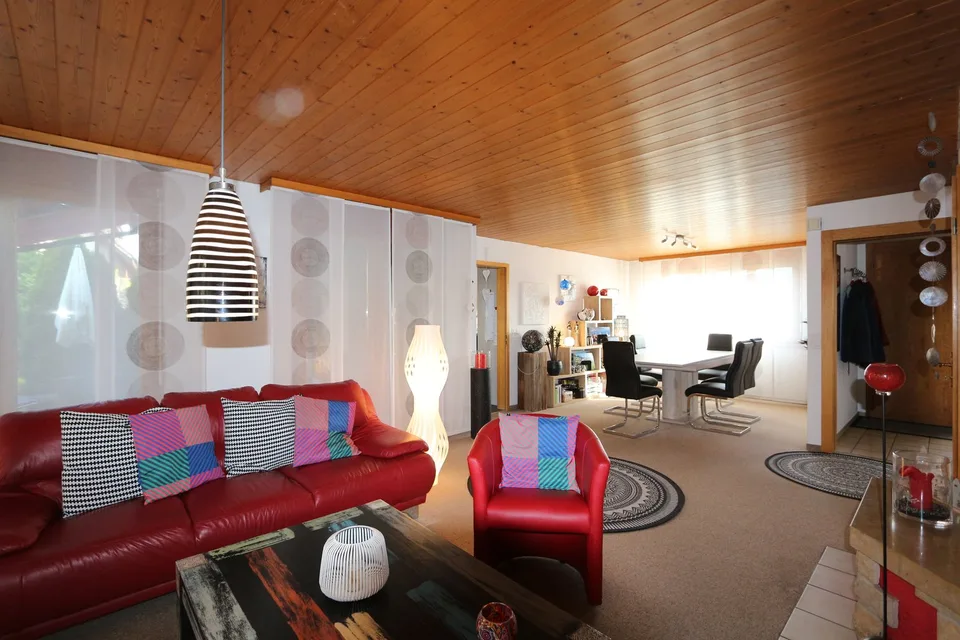 Una casa di 5,5 locali accogliente con stanza hobby, garage e ambiente idillico – foto 7 di 14