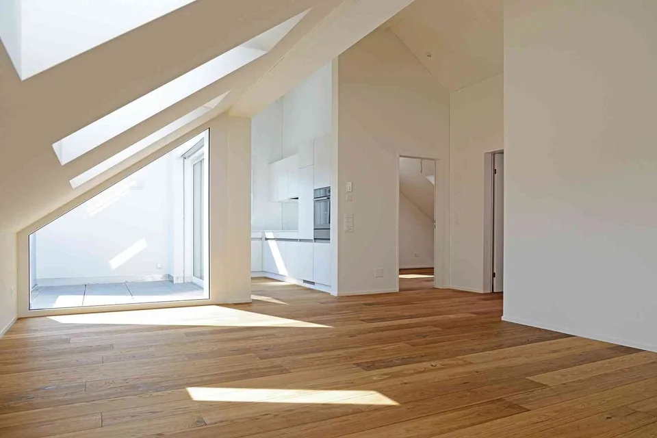 Sonnige Dachwohnung mit herrlicher Weitsicht (B1-3)