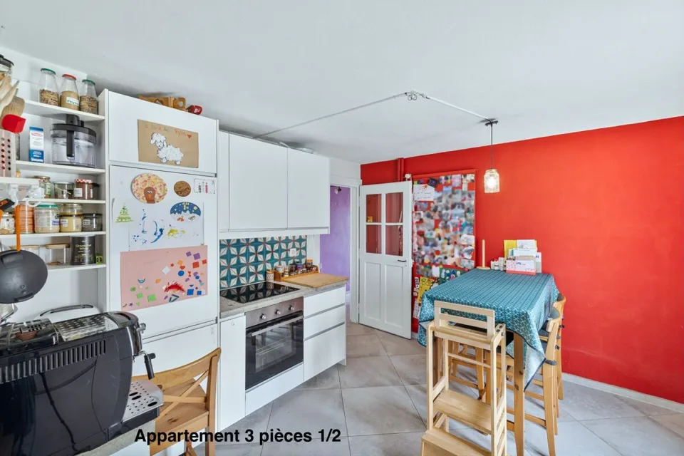 Fattoria di 820 m² con 3 appartamenti e 2 fienili parzialmente ristrutturati, a 8 km da Avenches e a 25 km da Neuchâtel e Friburgo. – foto 11 di 30