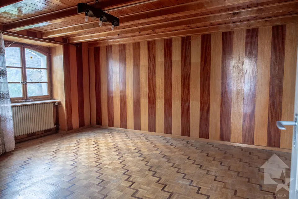 Casa di villaggio con granaio annesso e garage – foto 6 di 13