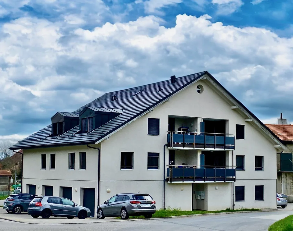 Modern residential building with 6 apartments in the heart of the village – photo 13 of 13