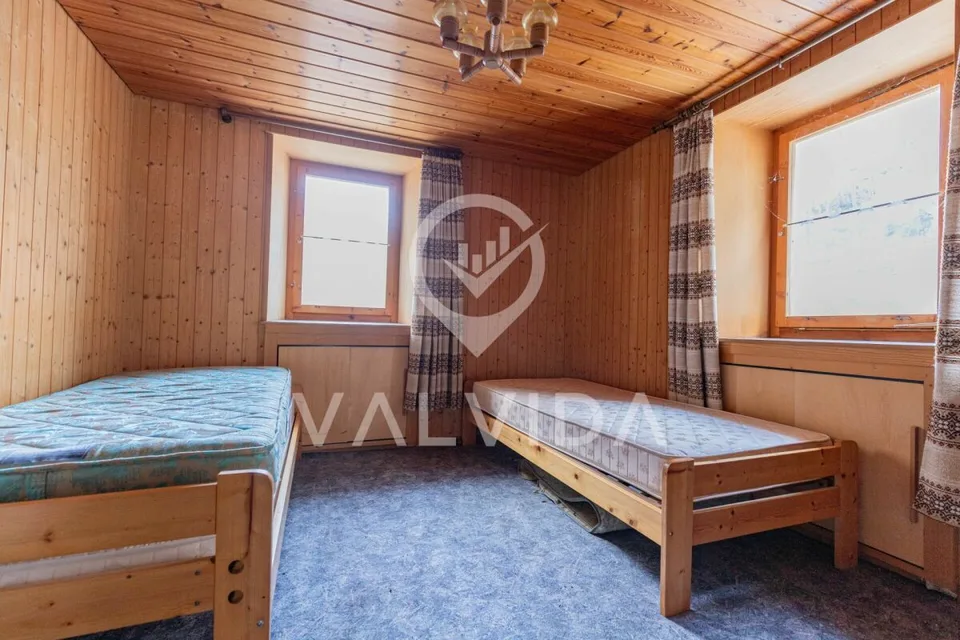 Vielseitige Immobilie mit Ausbaupotenzial in ruhiger Lage von Kalpetran – Foto 21 von 30