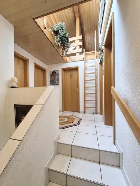 Coup de cœur familial à Sonceboz-Sombeval — 153 m², jacuzzi privatif, quartier calme – photo 6 sur 10