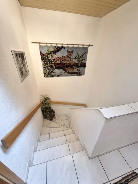 Coup de cœur familial à Sonceboz-Sombeval — 153 m², jacuzzi privatif, quartier calme – photo 7 sur 10