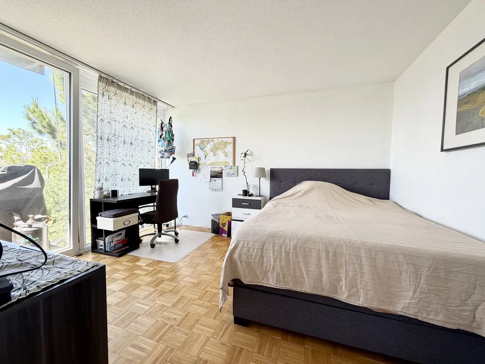 Wohnung mit 4.5 Zimmern von etwa 126 m2