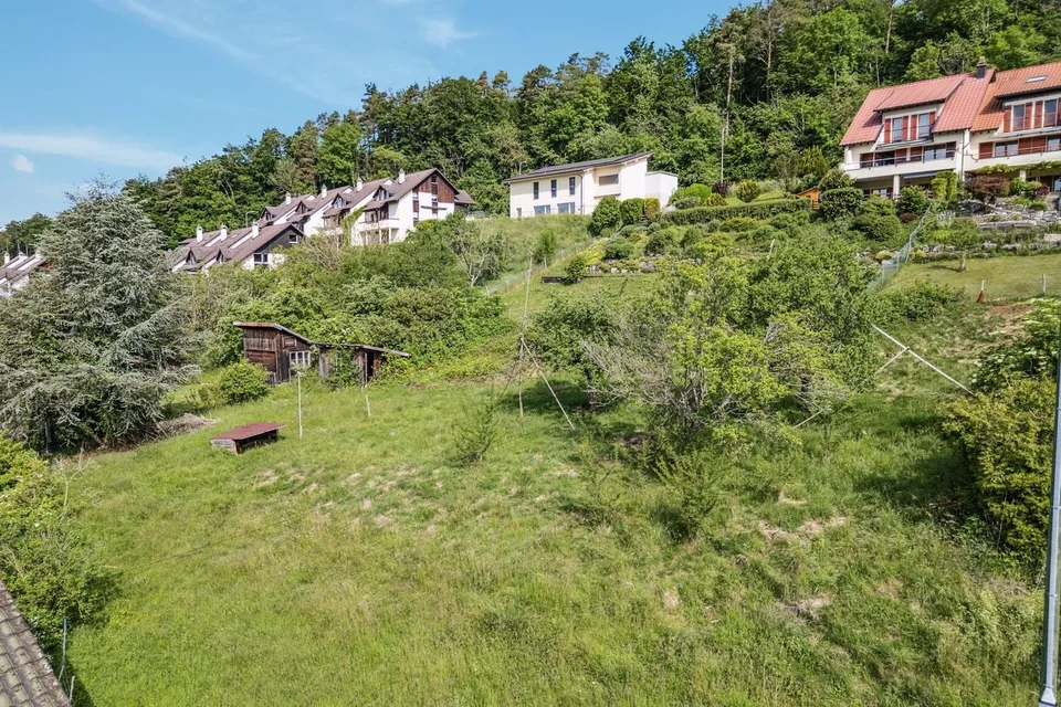 Bauplatz von 1 590 m² in Fontenais - Immobilienprojektchance