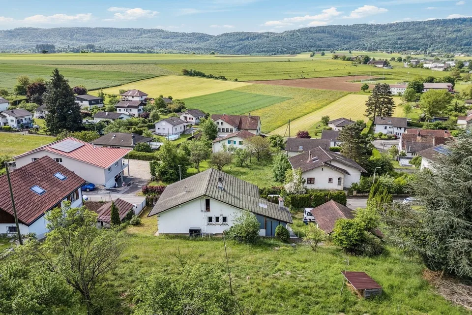 Bauplatz von 1 590 m² in Fontenais - Immobilienprojektchance