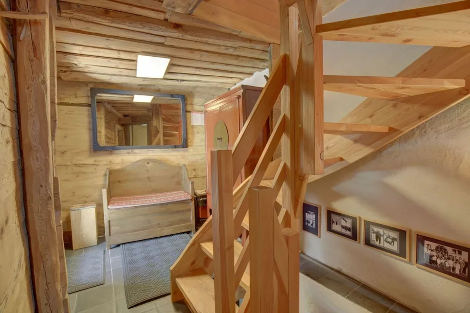 Nel vecchio villaggio di Nendaz, casa gemella con grande fascino! – foto 9 di 27