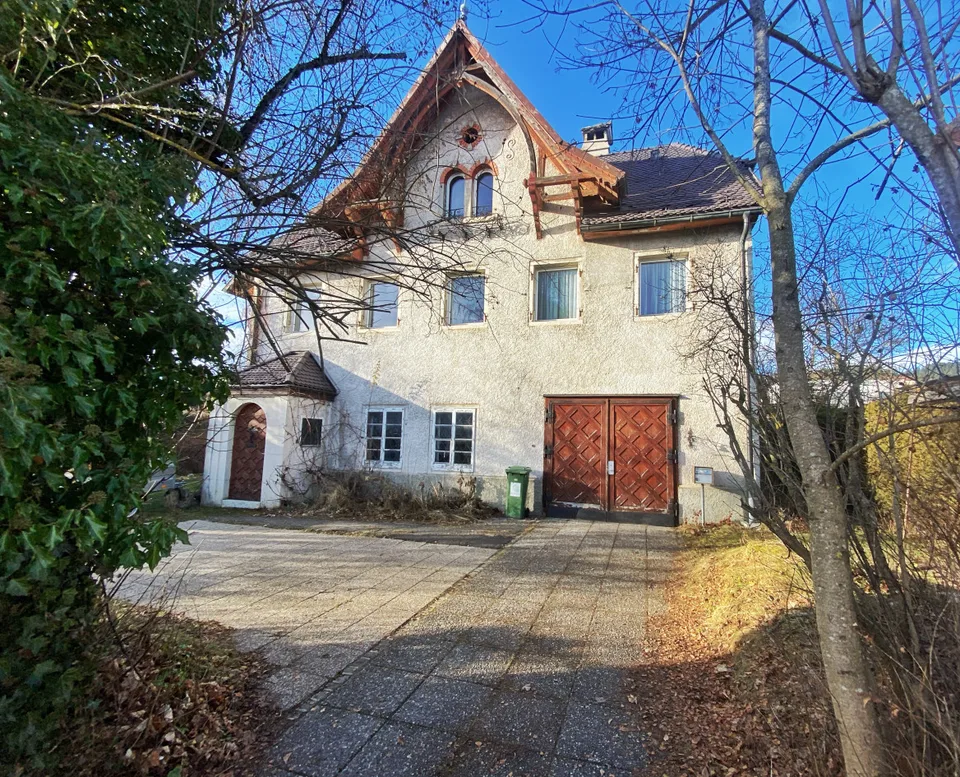 BEAUX VOLUMES ET ACCÈS PRATIQUES
