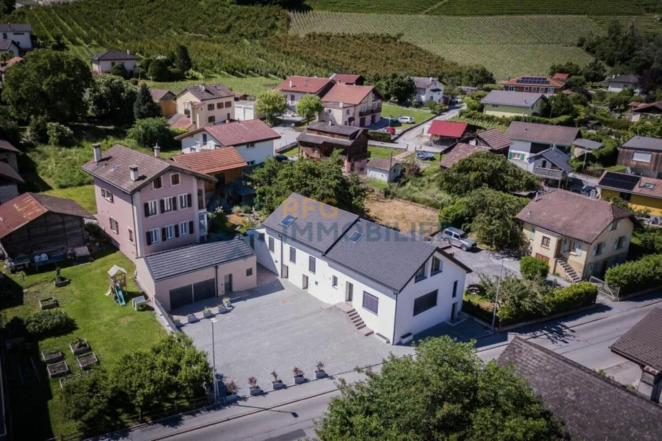 Villa adiacente 3.5 locali a Réchy