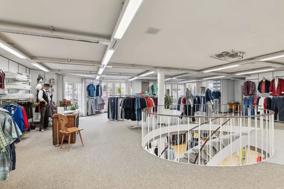 Propriété résidentielle et commerciale dans le centre-ville