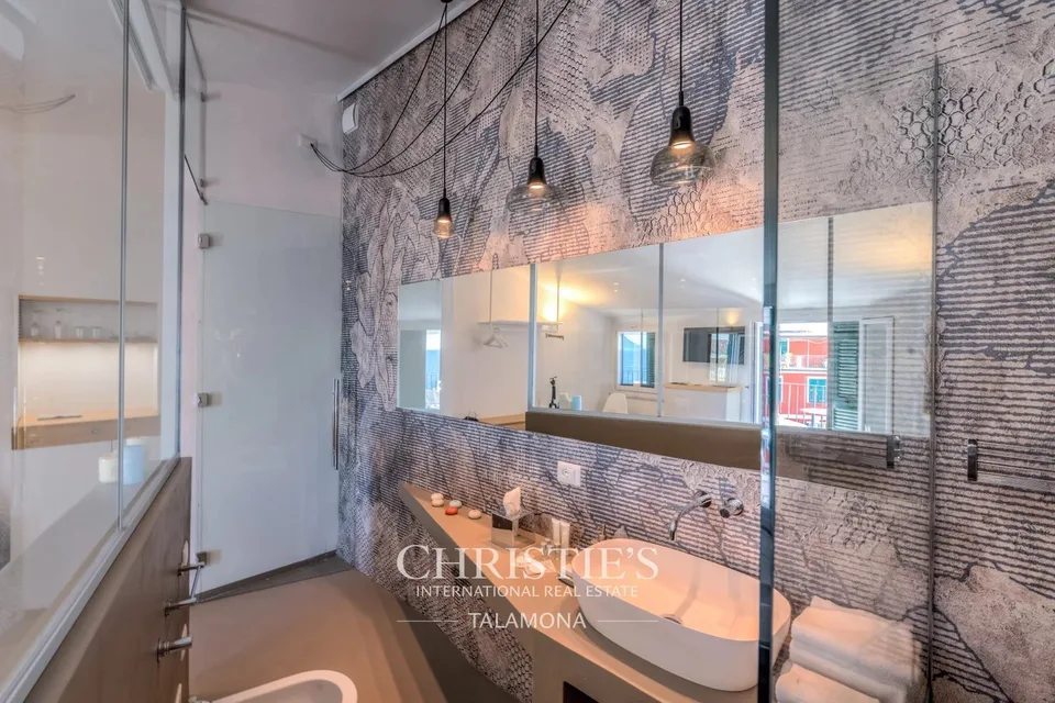 Penthouse con vista mare nel porto di Riomaggiore – foto 9 di 13