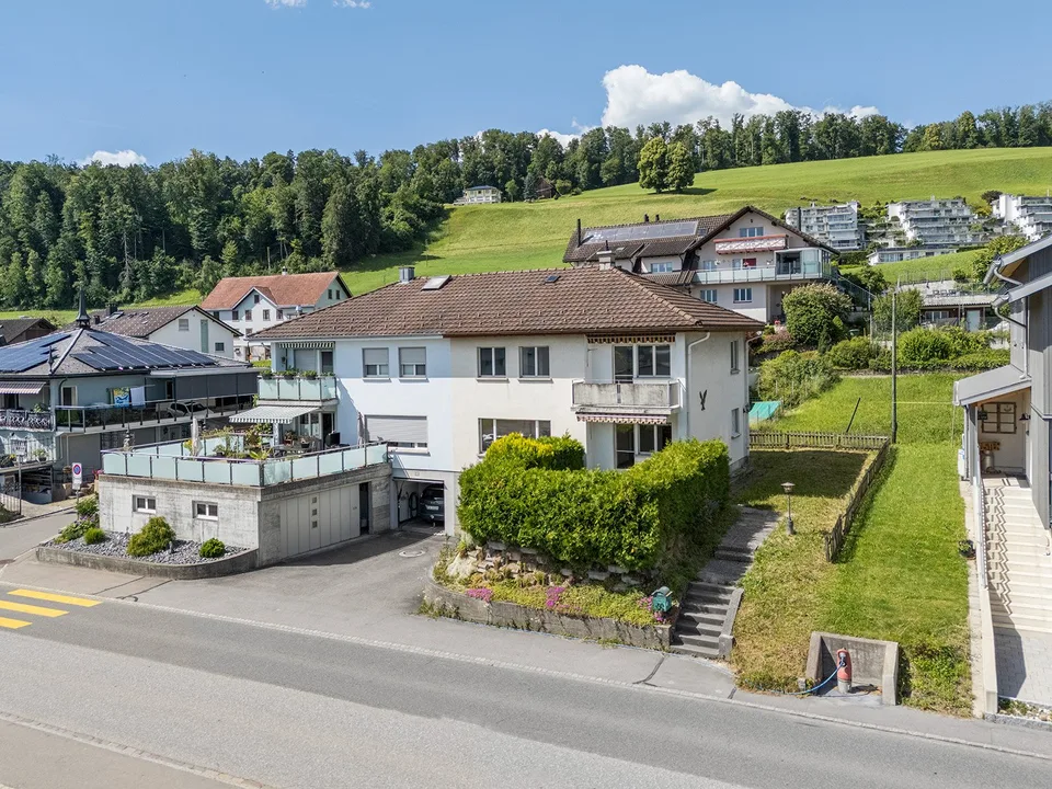 Familienfreundliche Doppelhaushälfte mit viel Potenzial