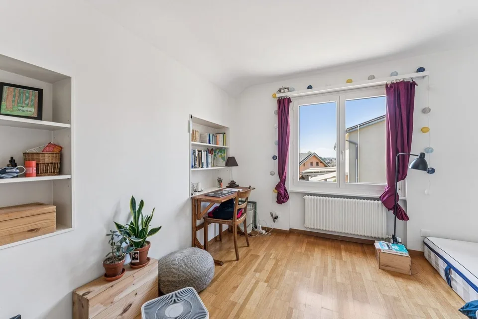 Schönes Haus mit zwei Wohnungen in der Nähe der Innenstadt – Foto 6 von 12